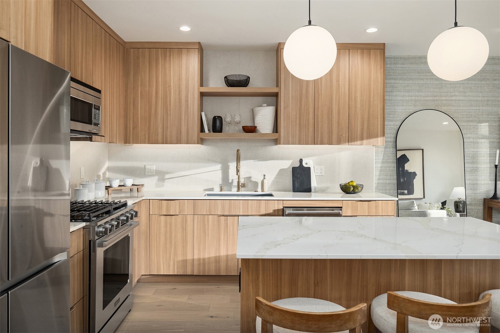 614 5th Avenue S Unit: C106