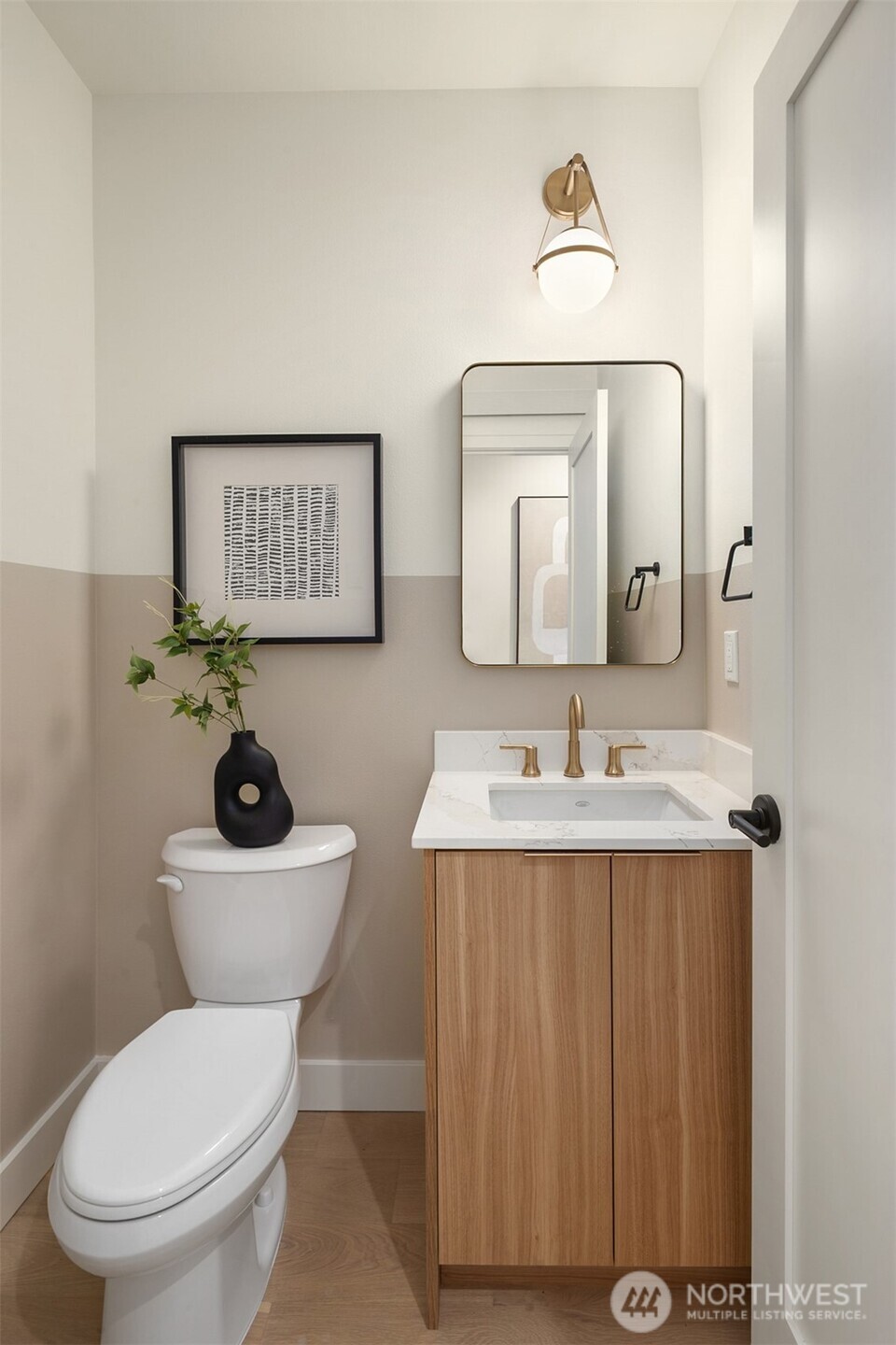 614 5th Avenue S Unit: C106