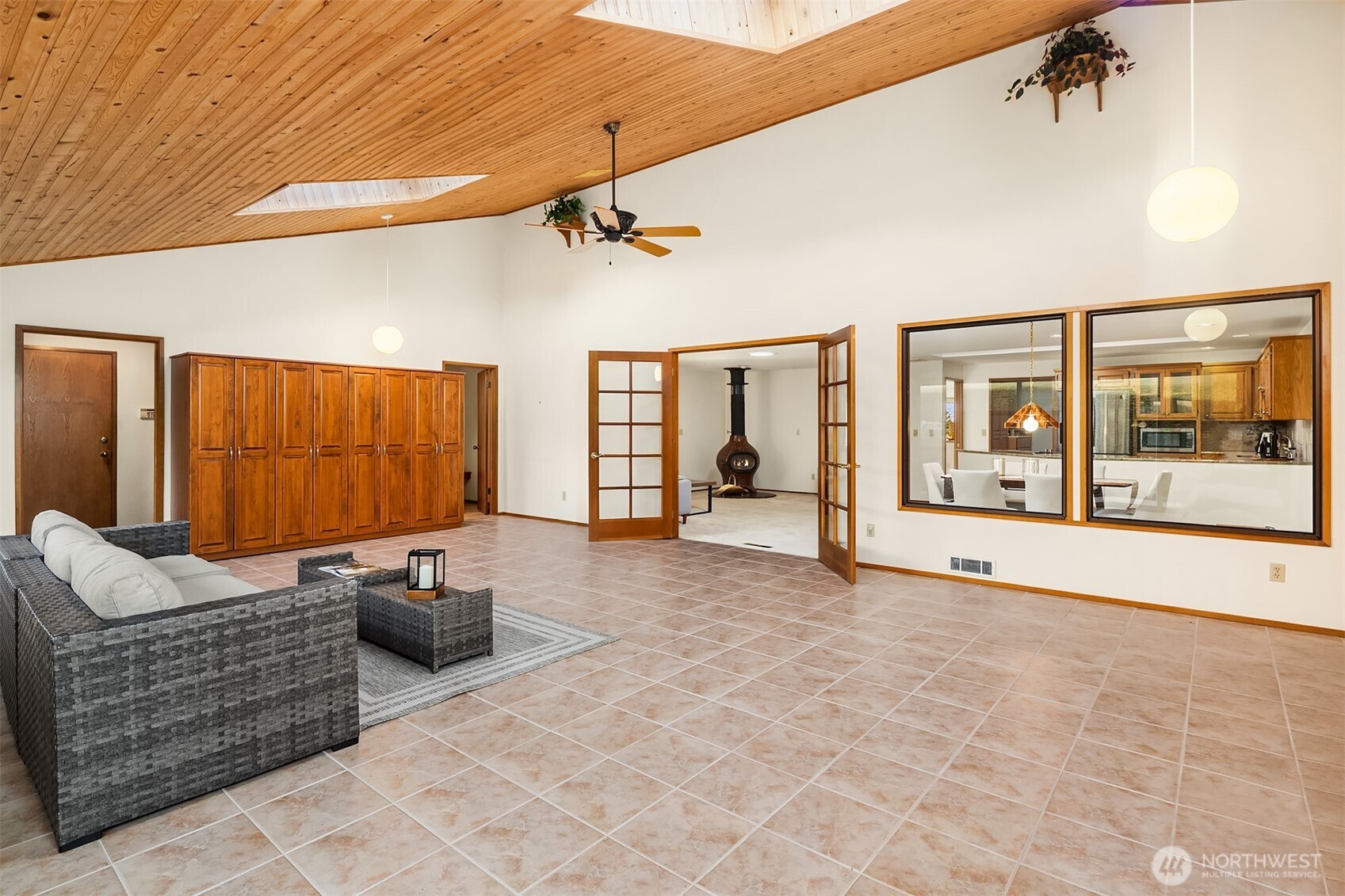 928 Mountain Lane