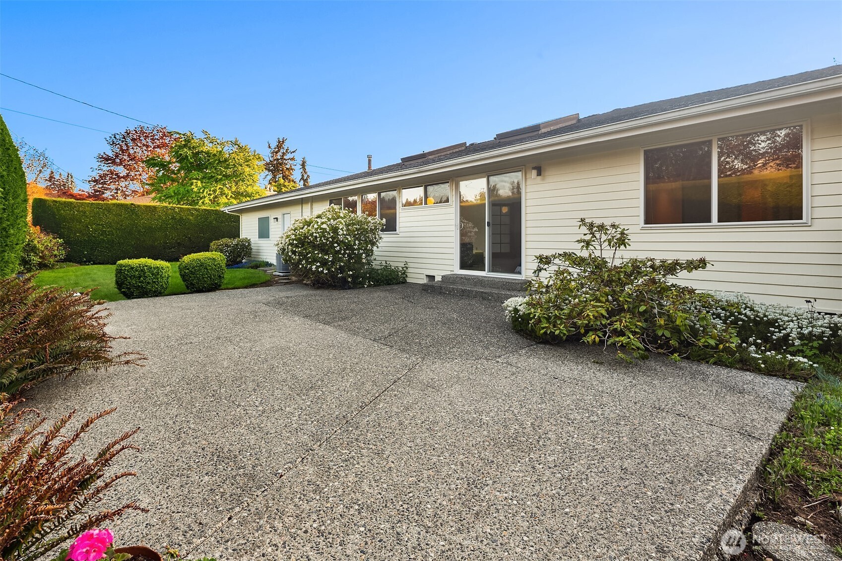 928 Mountain Lane