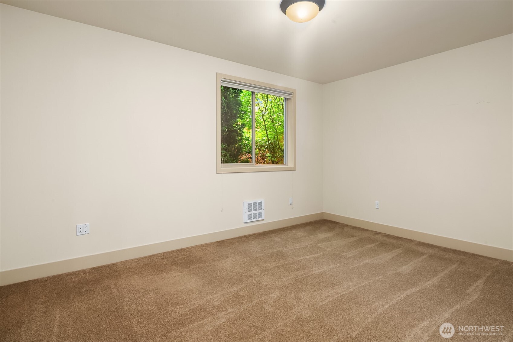 316 Walnut Street Unit: 103