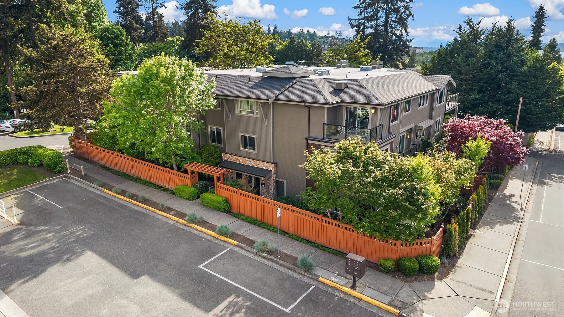 316 Walnut Street Unit: 103