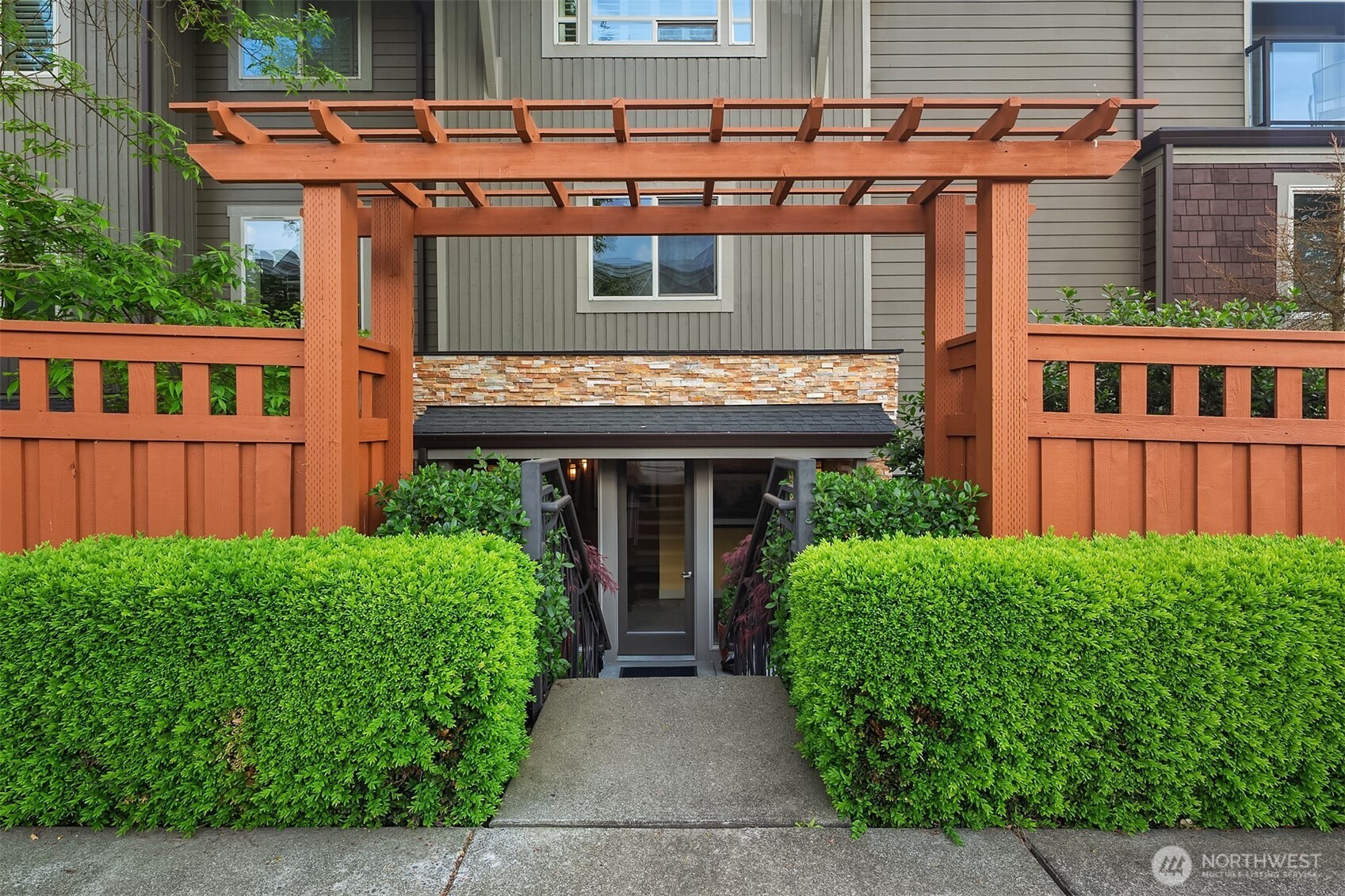 316 Walnut Street Unit: 103