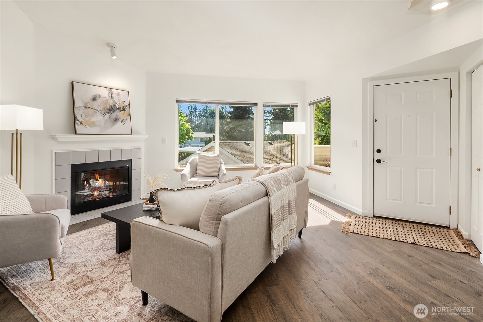 9210 Market Pl Unit: D201