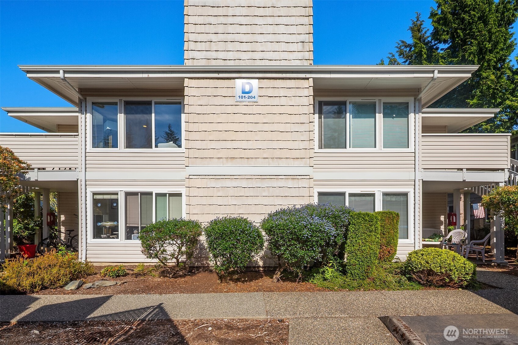 9210 Market Pl Unit: D201