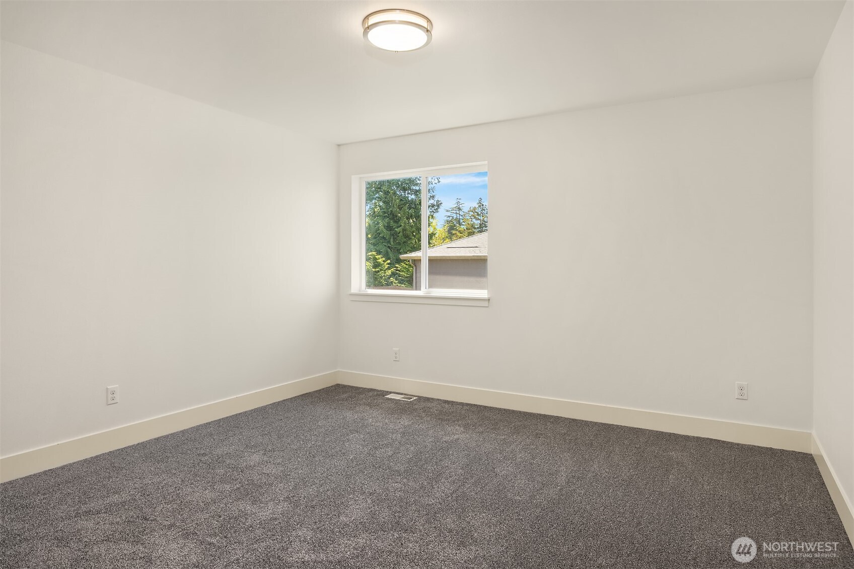 20045 10th Avenue NW Unit: 11