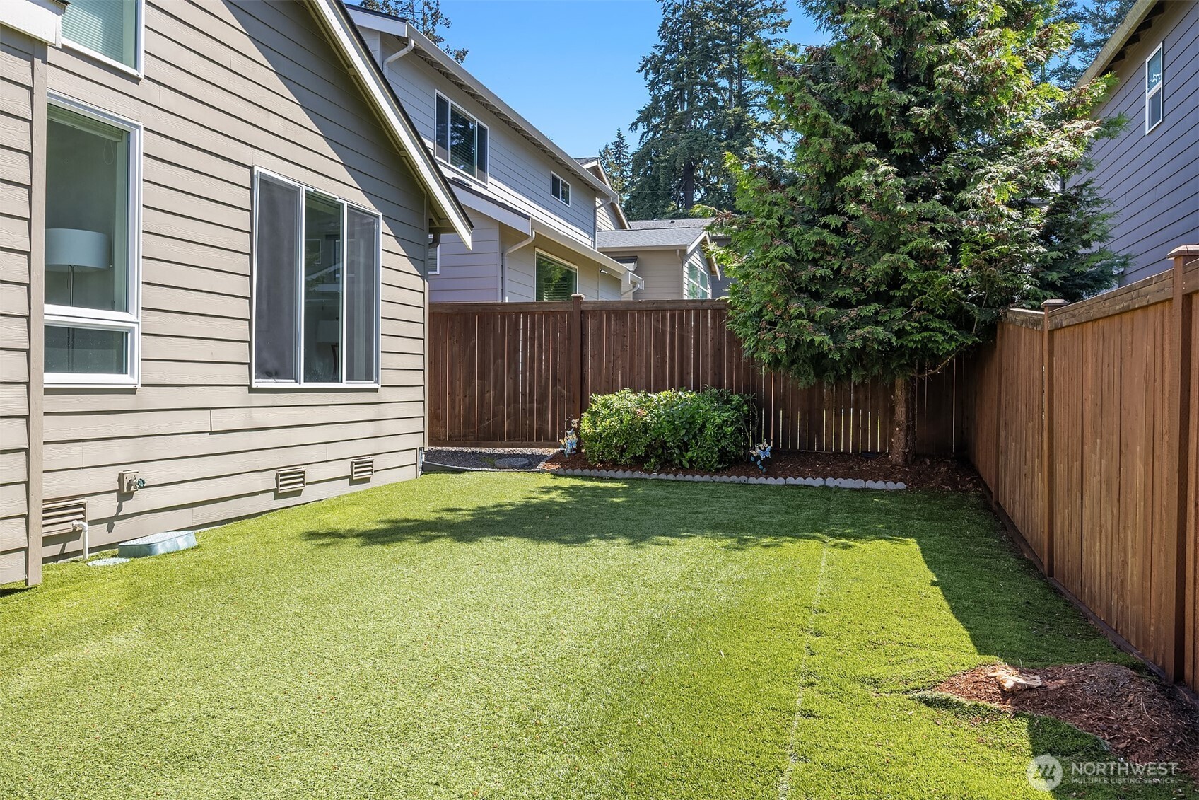 20045 10th Avenue NW Unit: 11