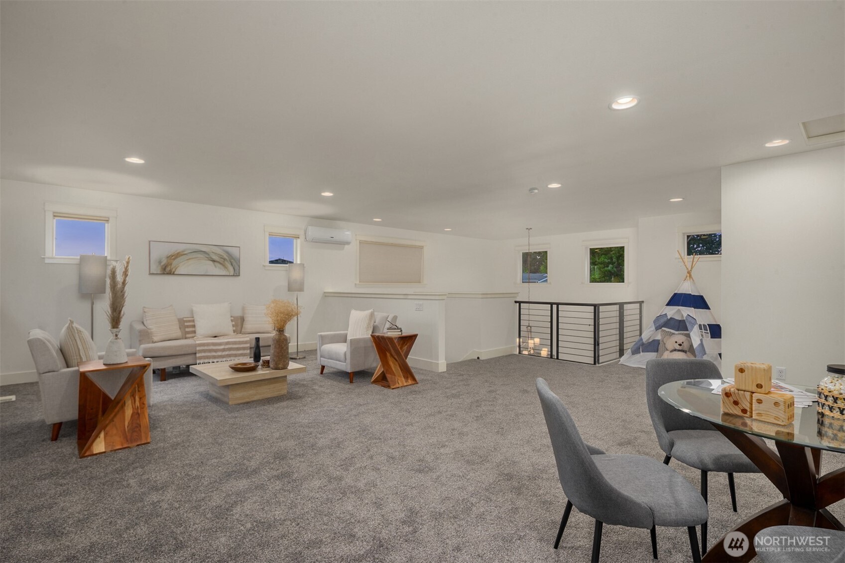 20045 10th Avenue NW Unit: 11