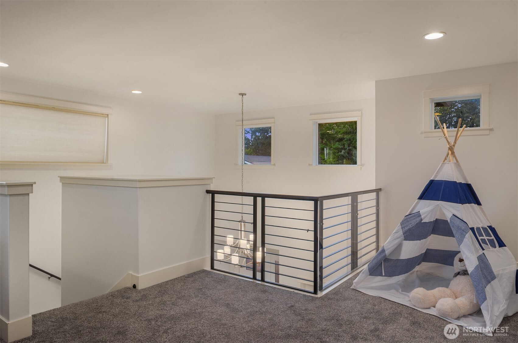 20045 10th Avenue NW Unit: 11
