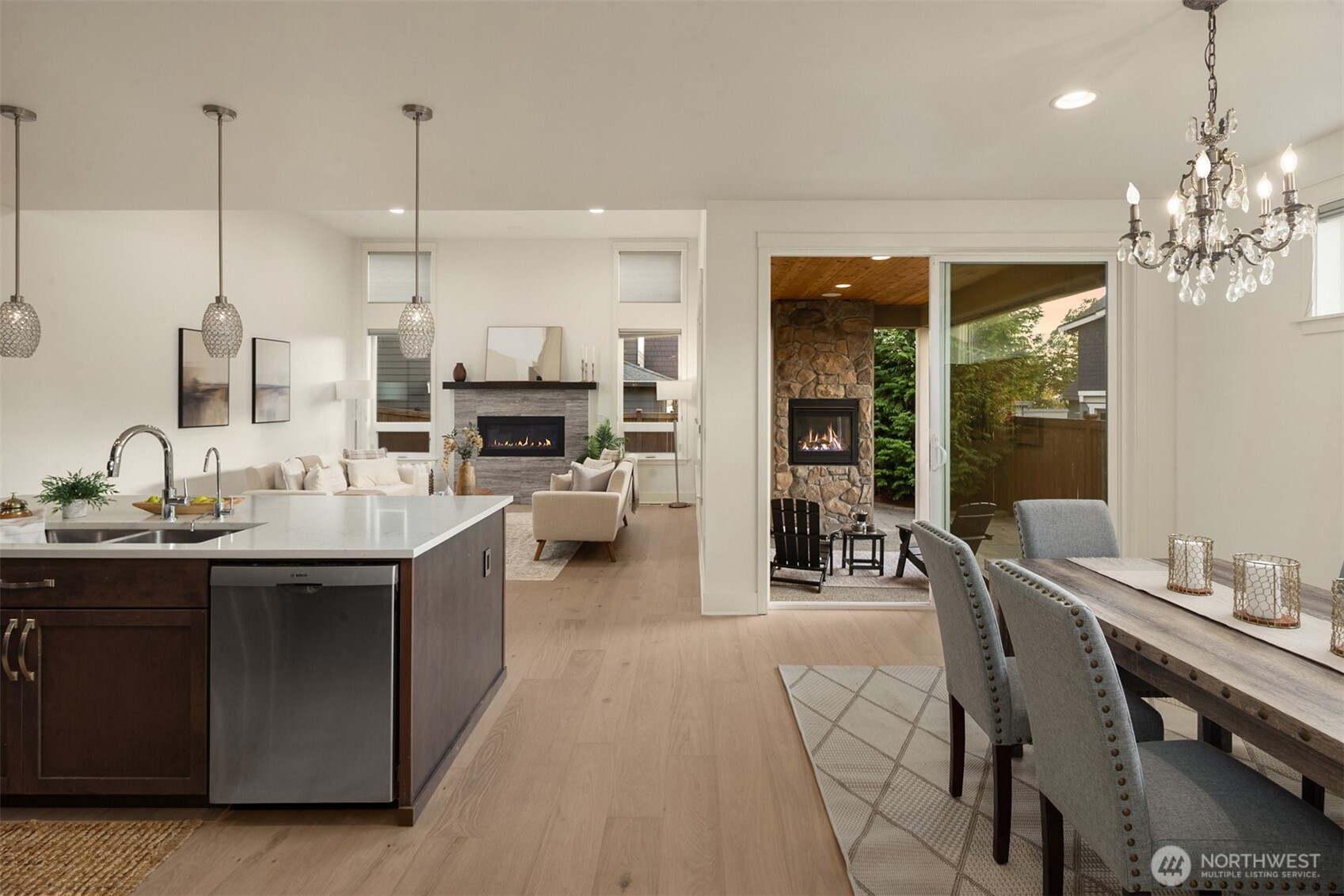 20045 10th Avenue NW Unit: 11