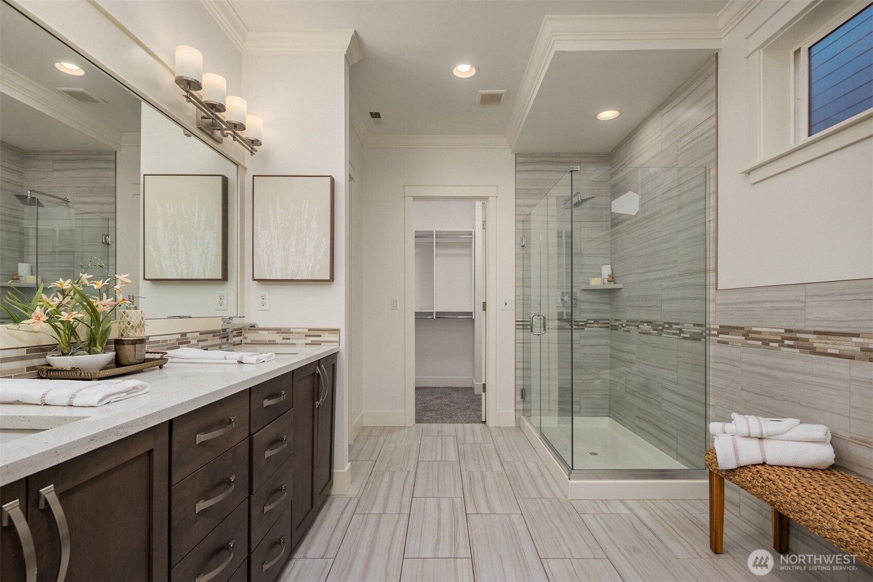 20045 10th Avenue NW Unit: 11