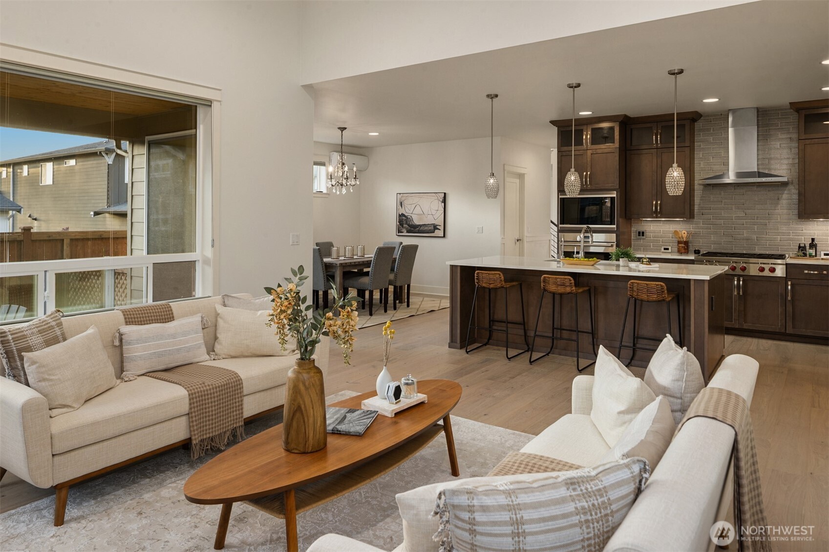 20045 10th Avenue NW Unit: 11