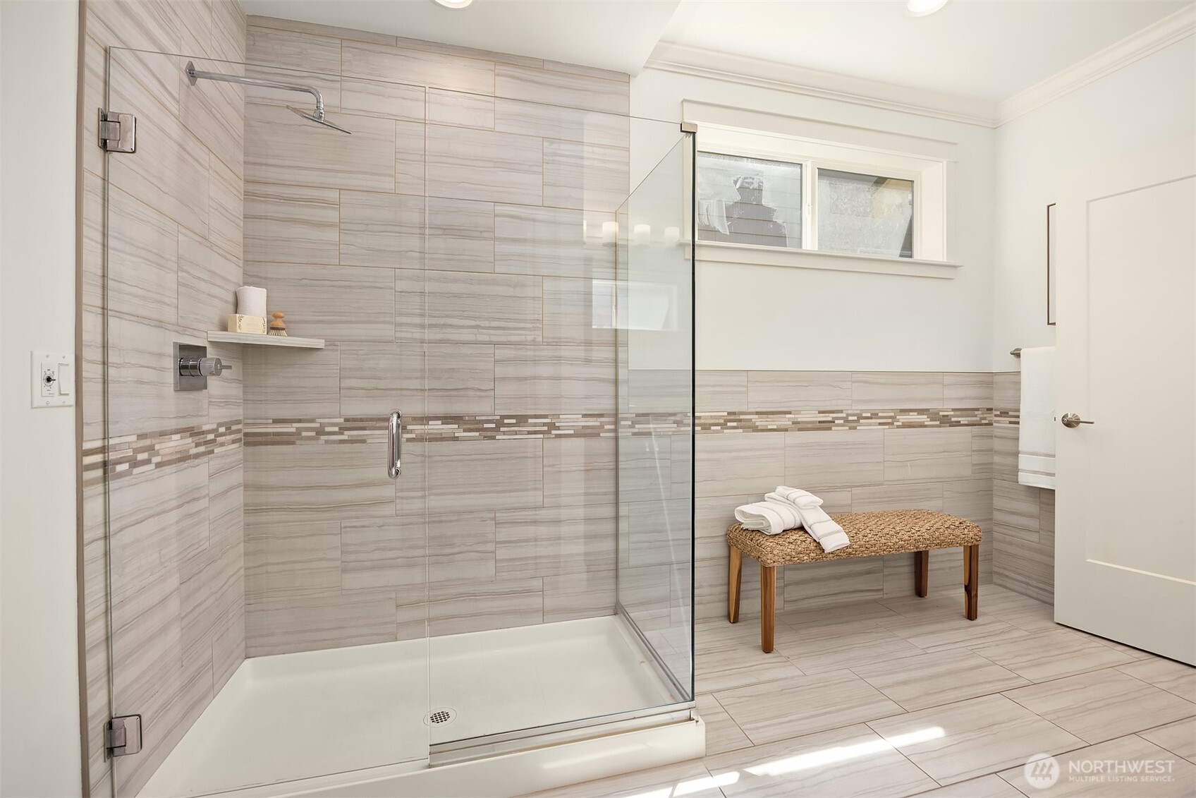 20045 10th Avenue NW Unit: 11
