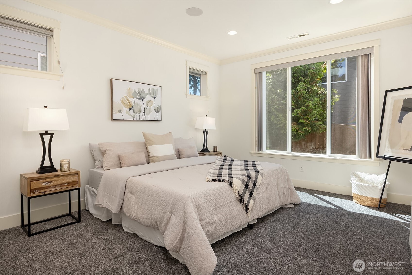 20045 10th Avenue NW Unit: 11
