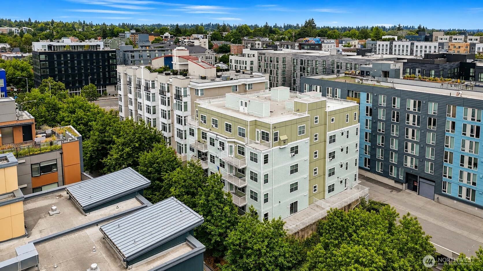 4722 12th Avenue NE Unit: 201