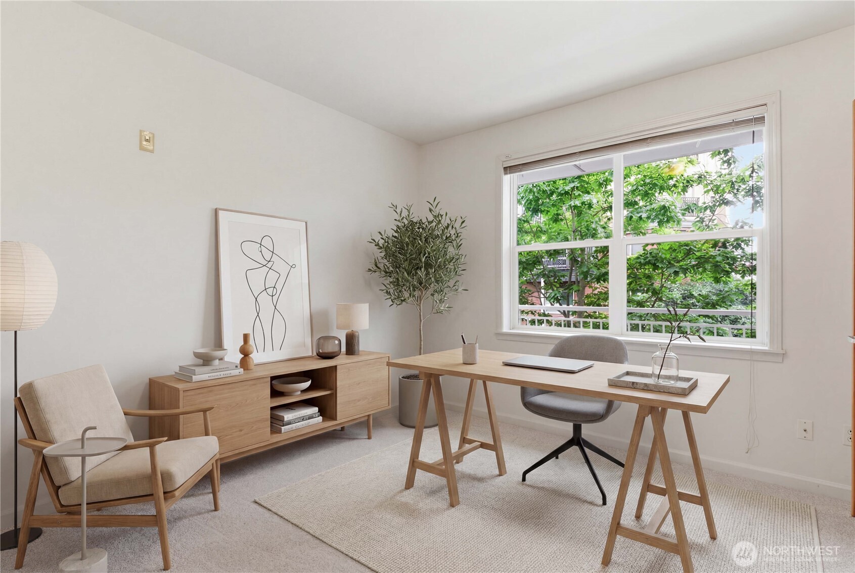 4722 12th Avenue NE Unit: 201