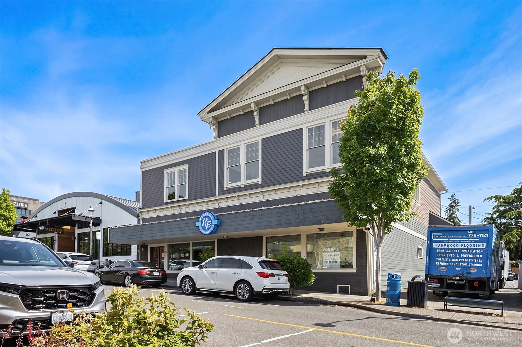542 Main Street