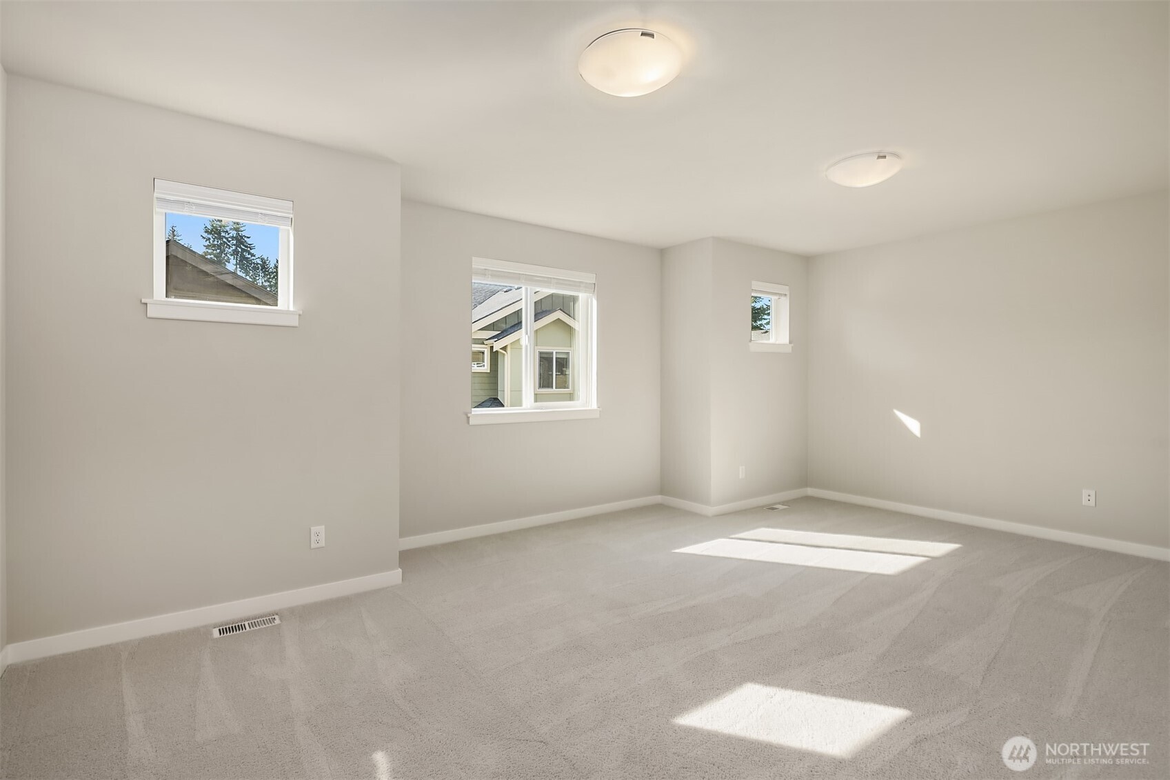8609 244th Street SW Unit: 11