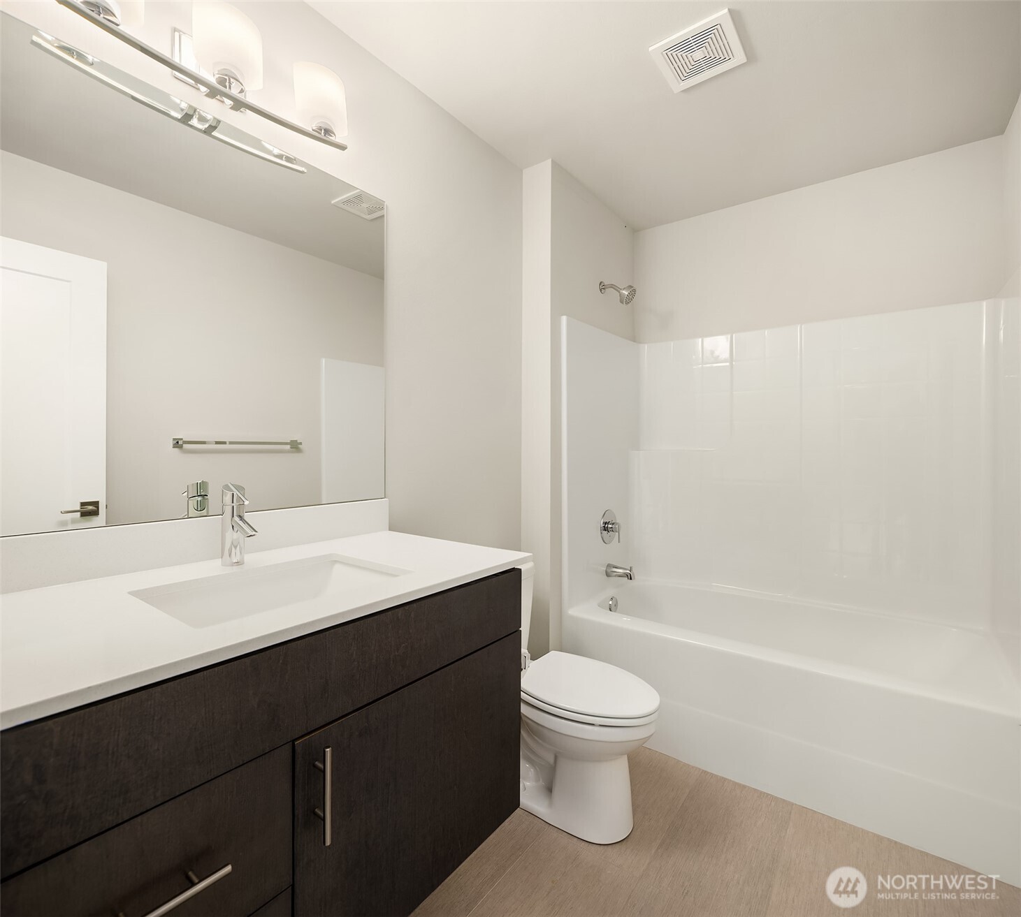8609 244th Street SW Unit: 11