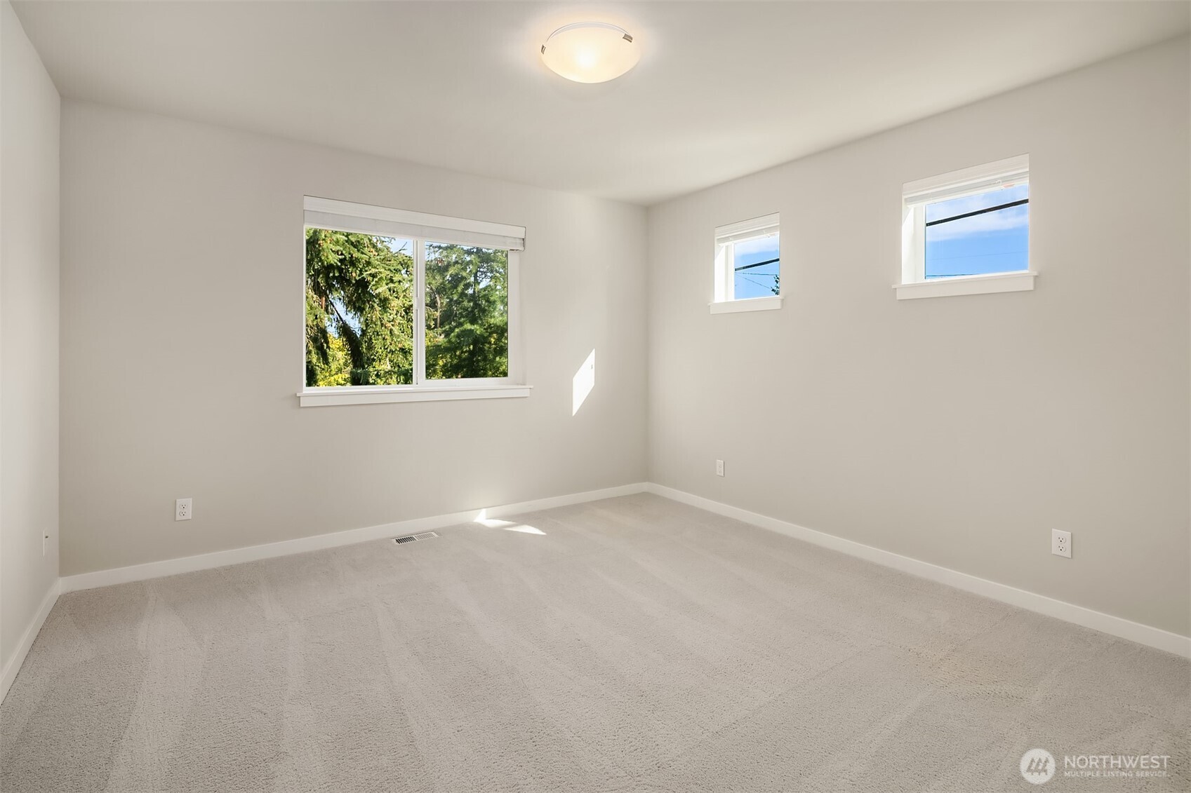 8609 244th Street SW Unit: 11