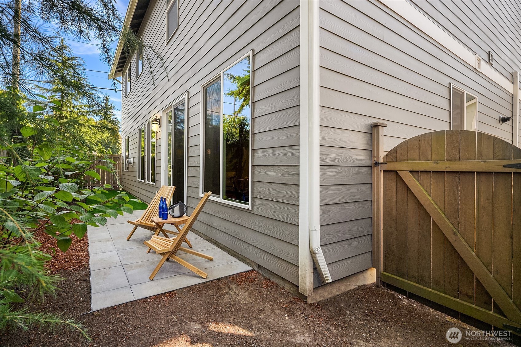 8609 244th Street SW Unit: 11