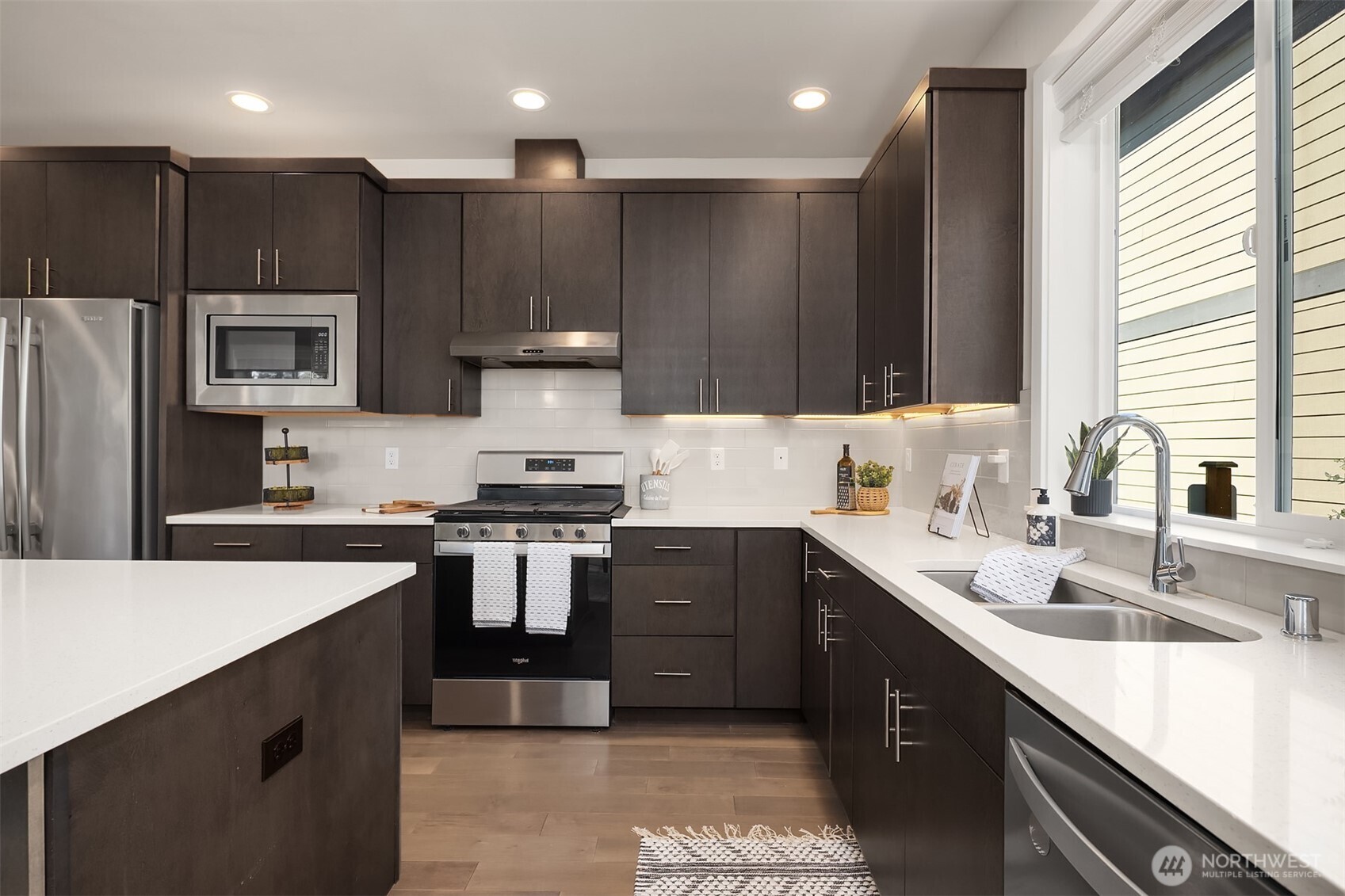 8609 244th Street SW Unit: 11