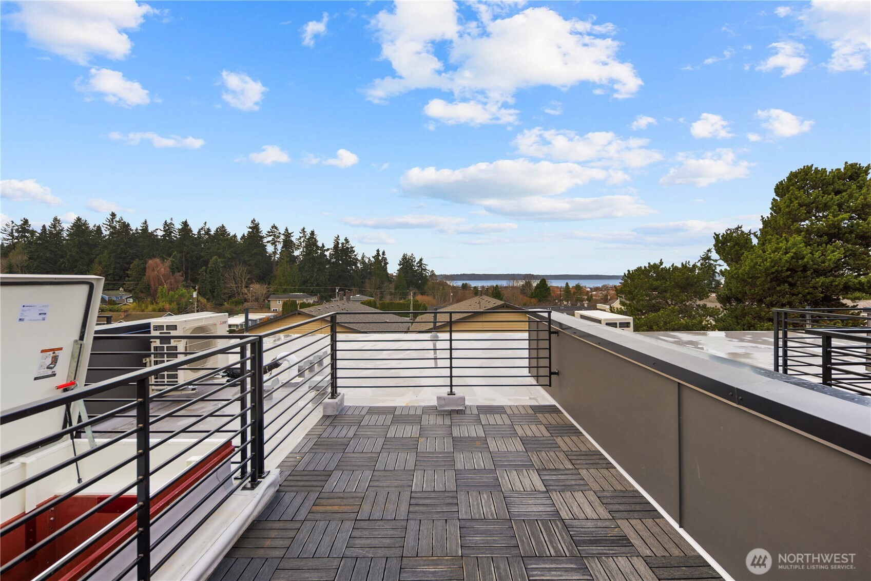 614 5th Avenue S Unit: C105