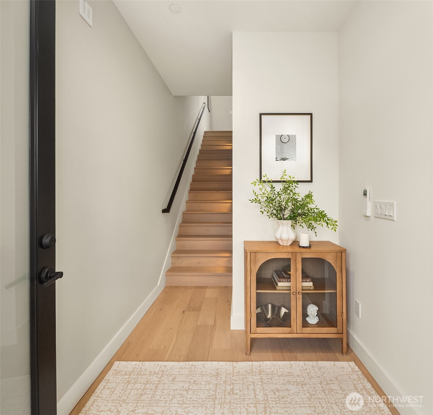 614 5th Avenue S Unit: B102