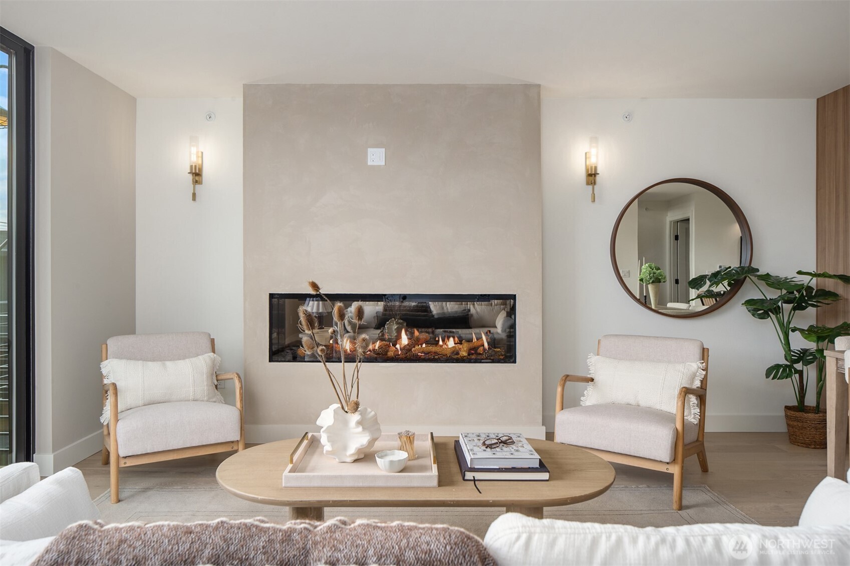614 5th Avenue S Unit: B102