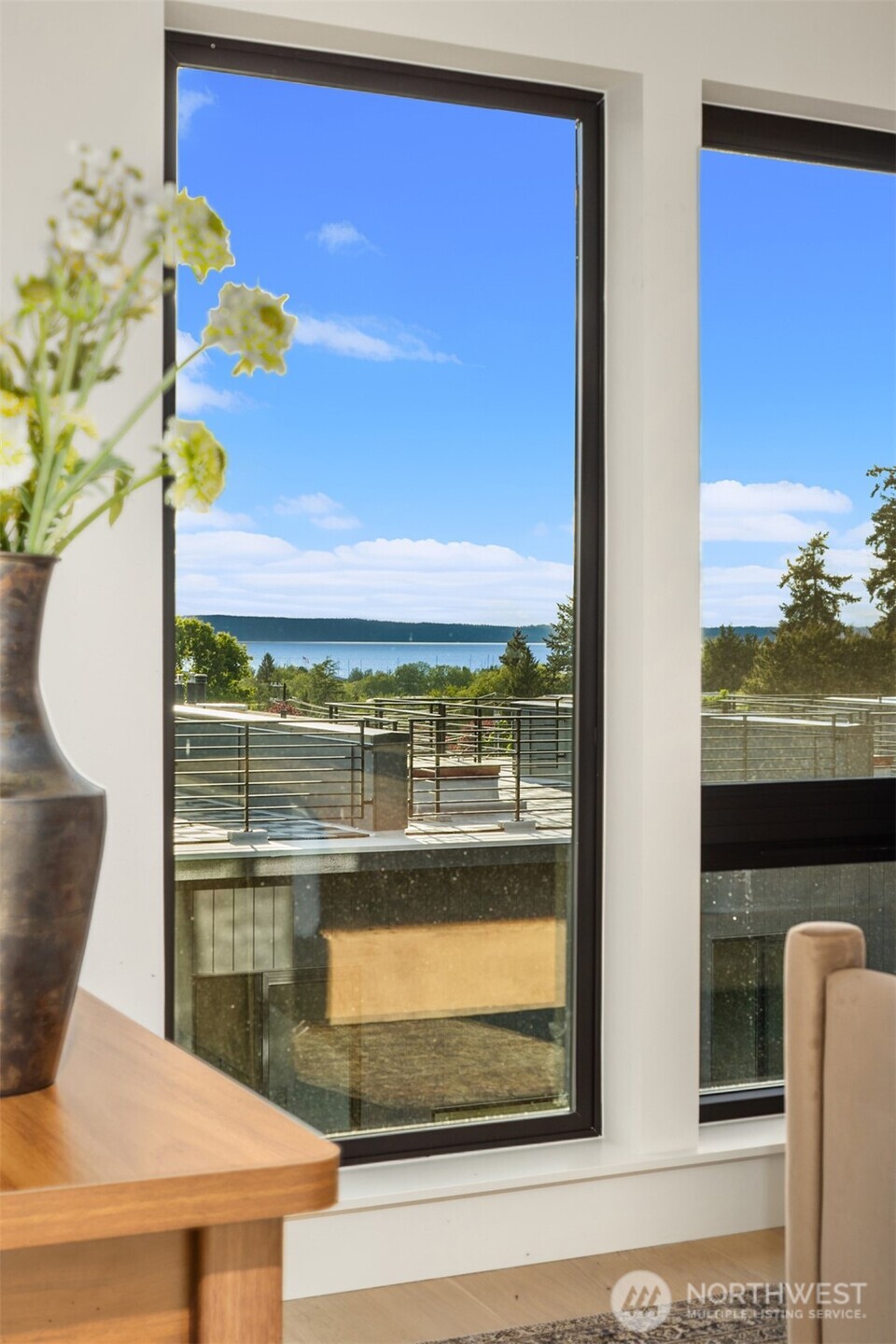 614 5th Avenue S Unit: B102