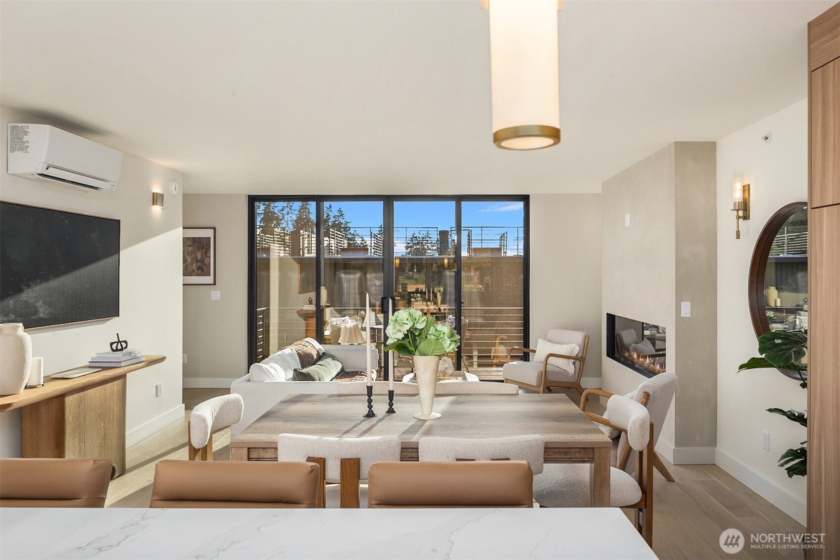 614 5th Avenue S Unit: B102