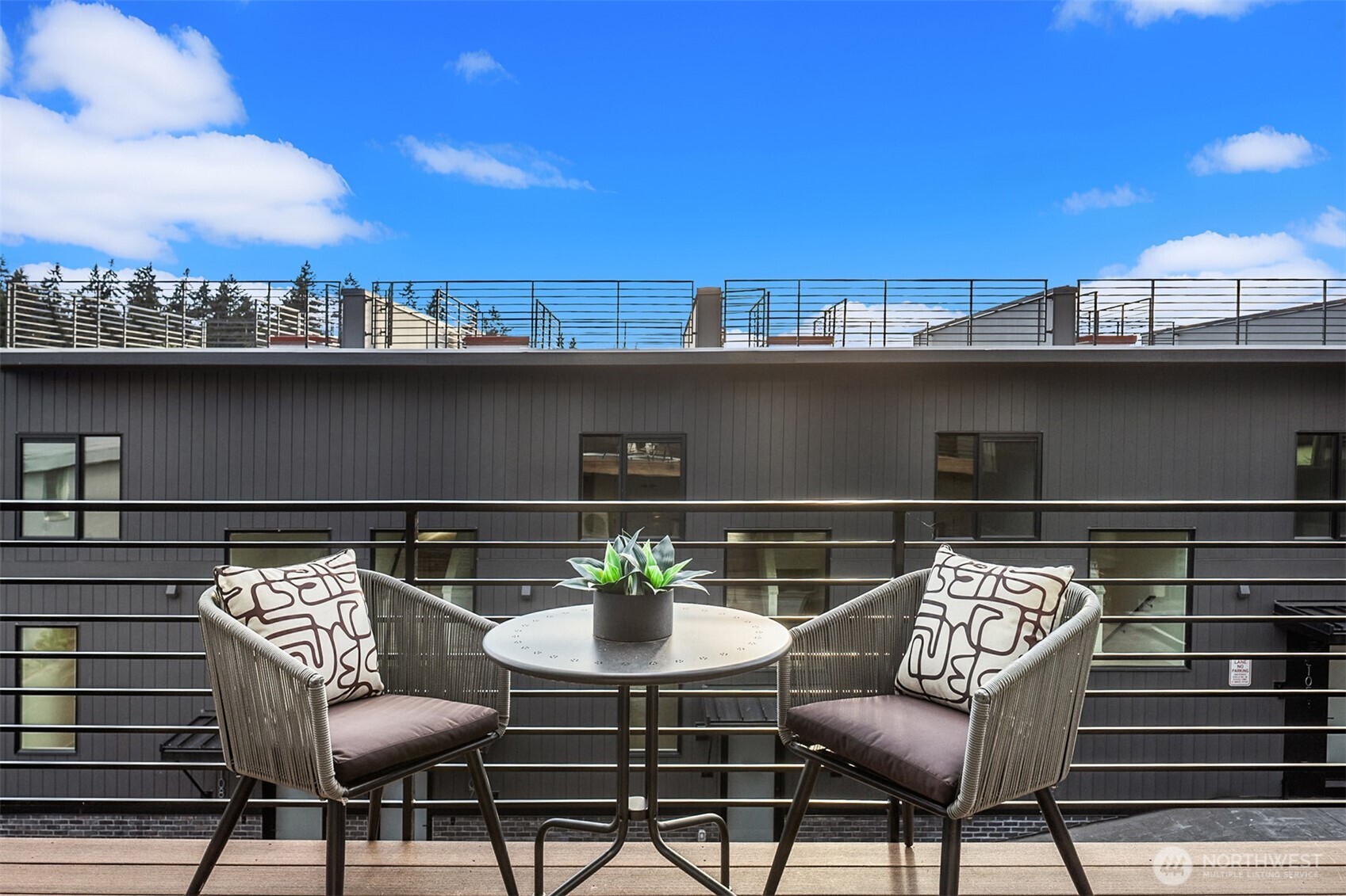 614 5th Avenue S Unit: B102