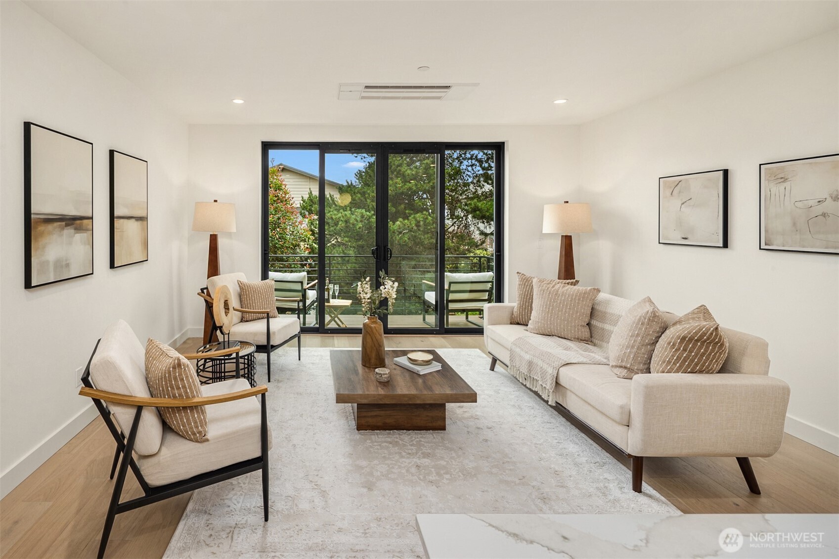 614 5th Avenue S Unit: C108