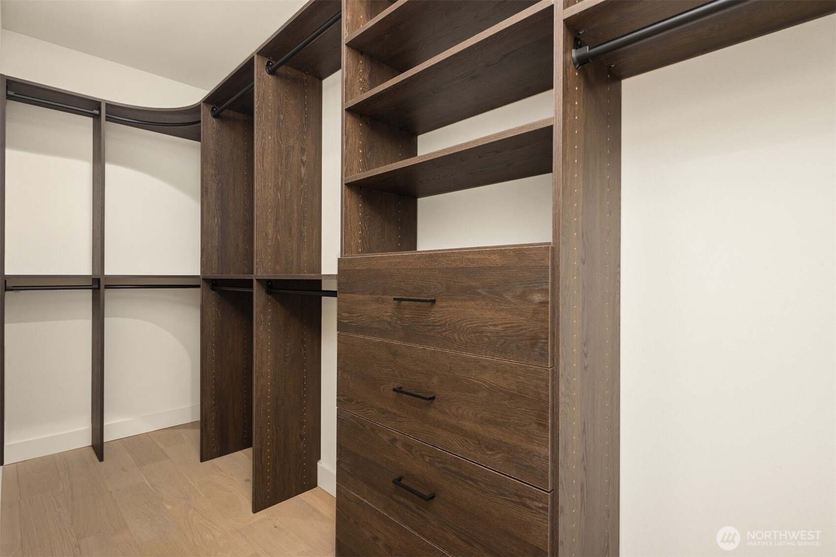 614 5th Avenue S Unit: C108