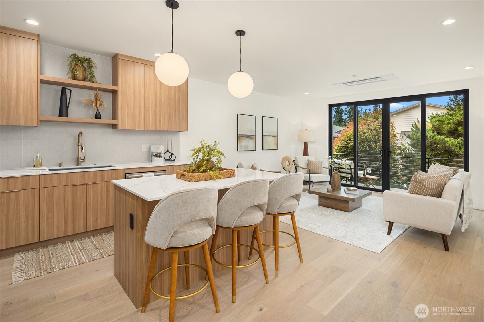 614 5th Avenue S Unit: C108