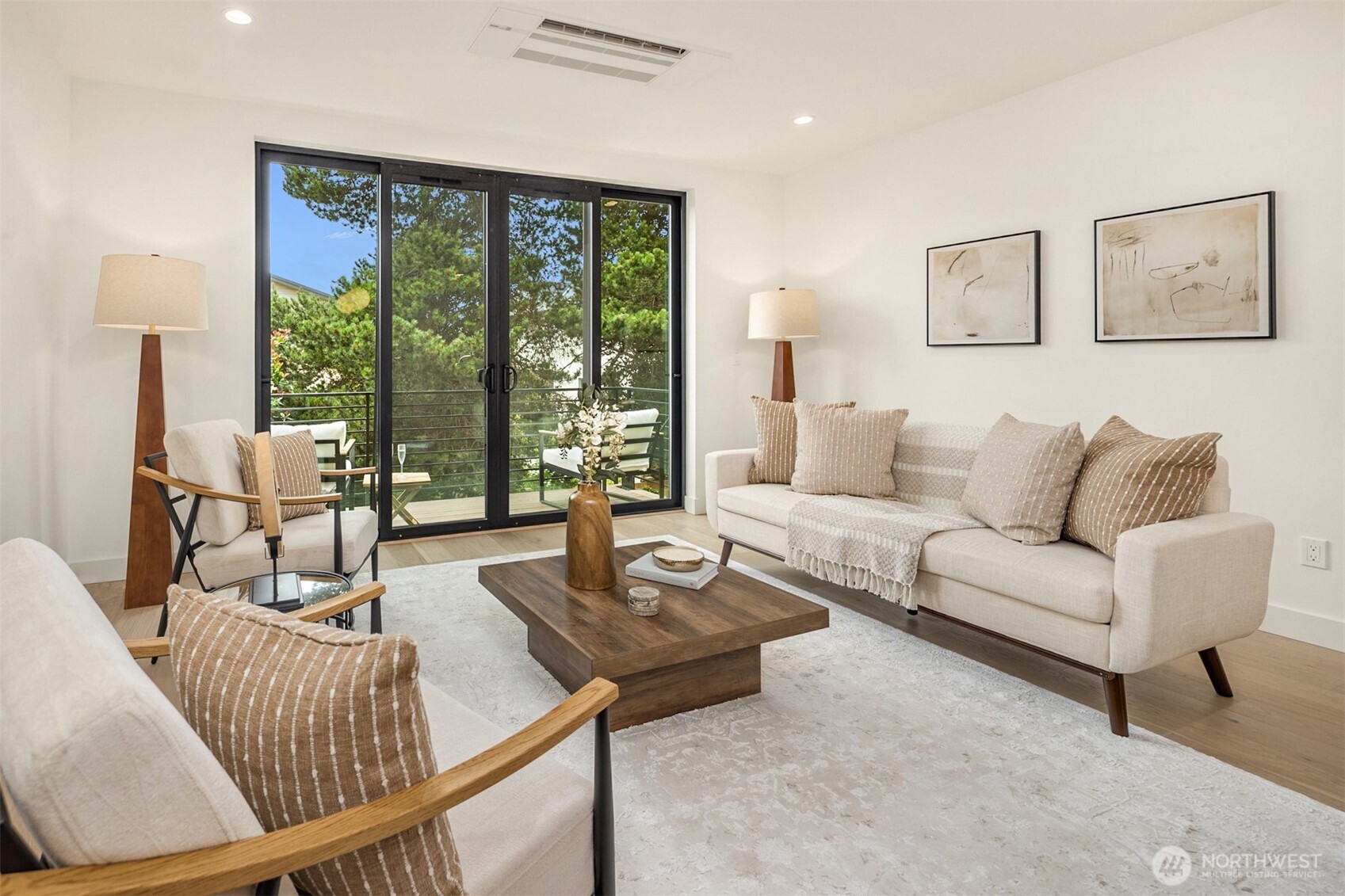 614 5th Avenue S Unit: C108
