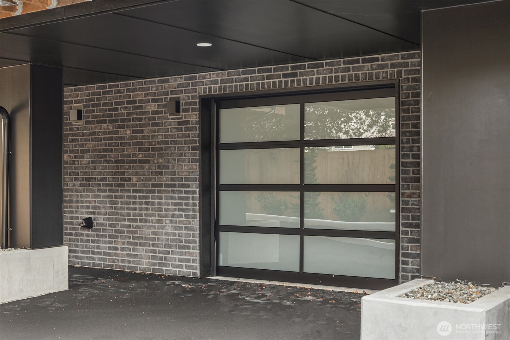 614 5th Avenue S Unit: C108