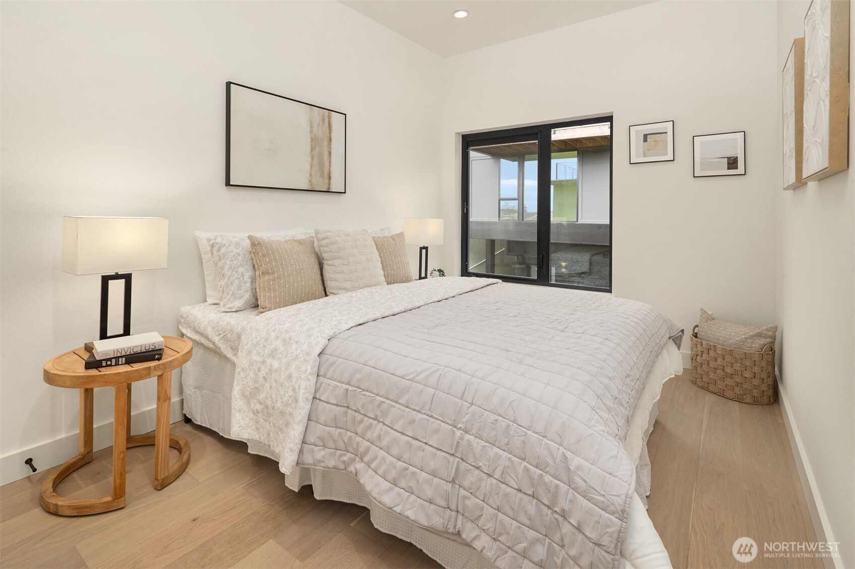 614 5th Avenue S Unit: C108