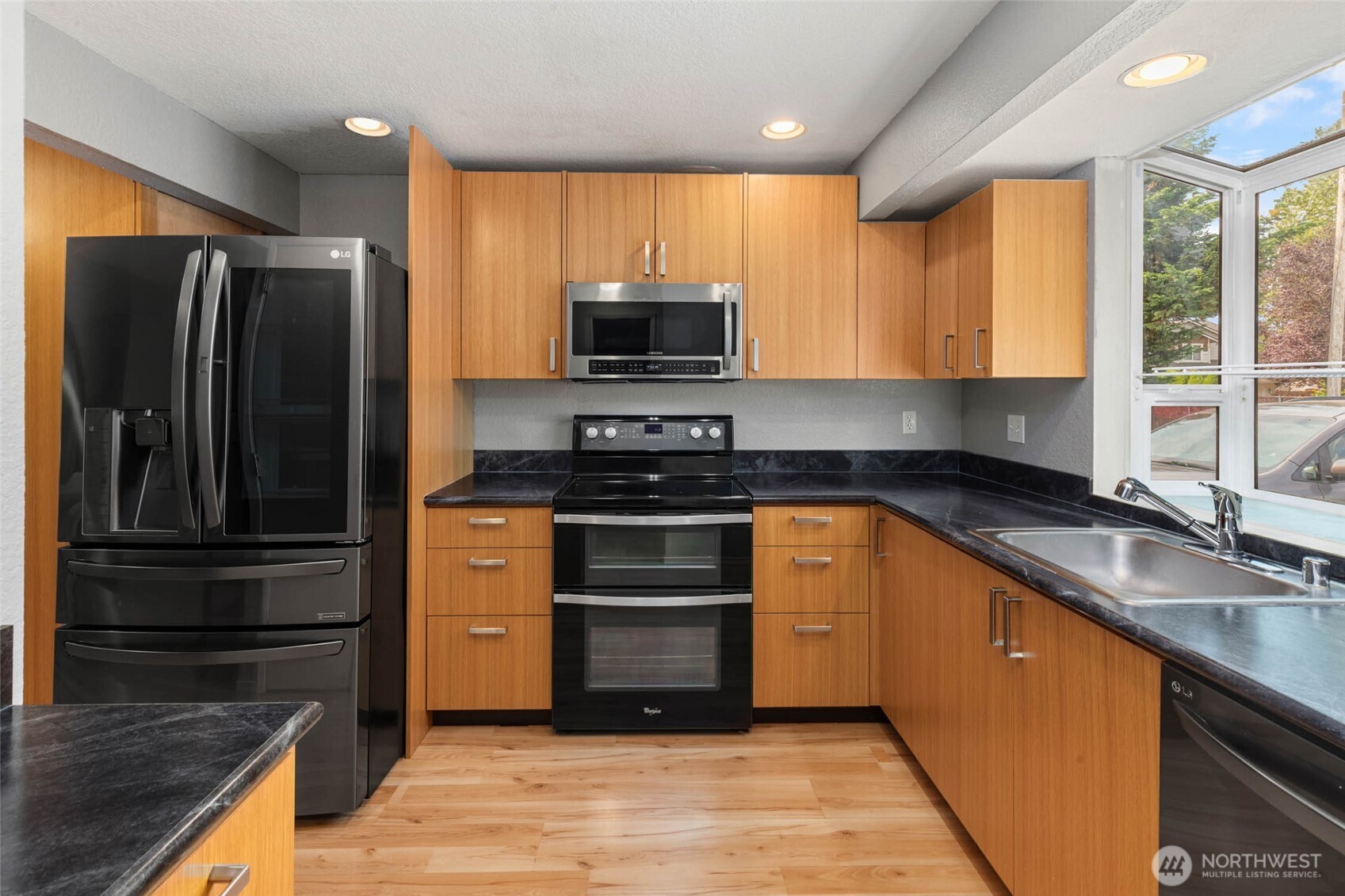 120 124th Street SW Unit: E1