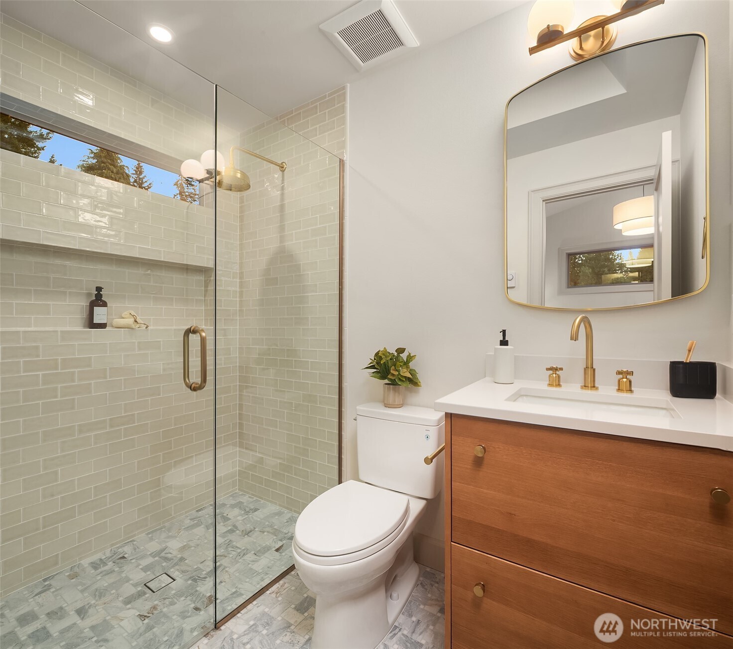 22706 92nd Avenue W Unit: A