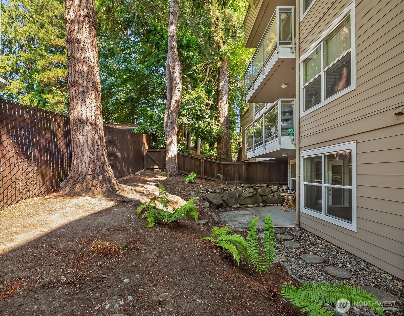 23015 Edmonds Way Unit: A110