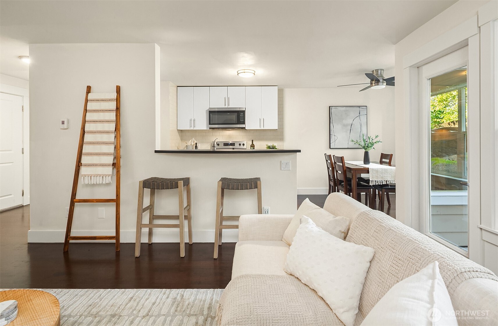 23015 Edmonds Way Unit: A110