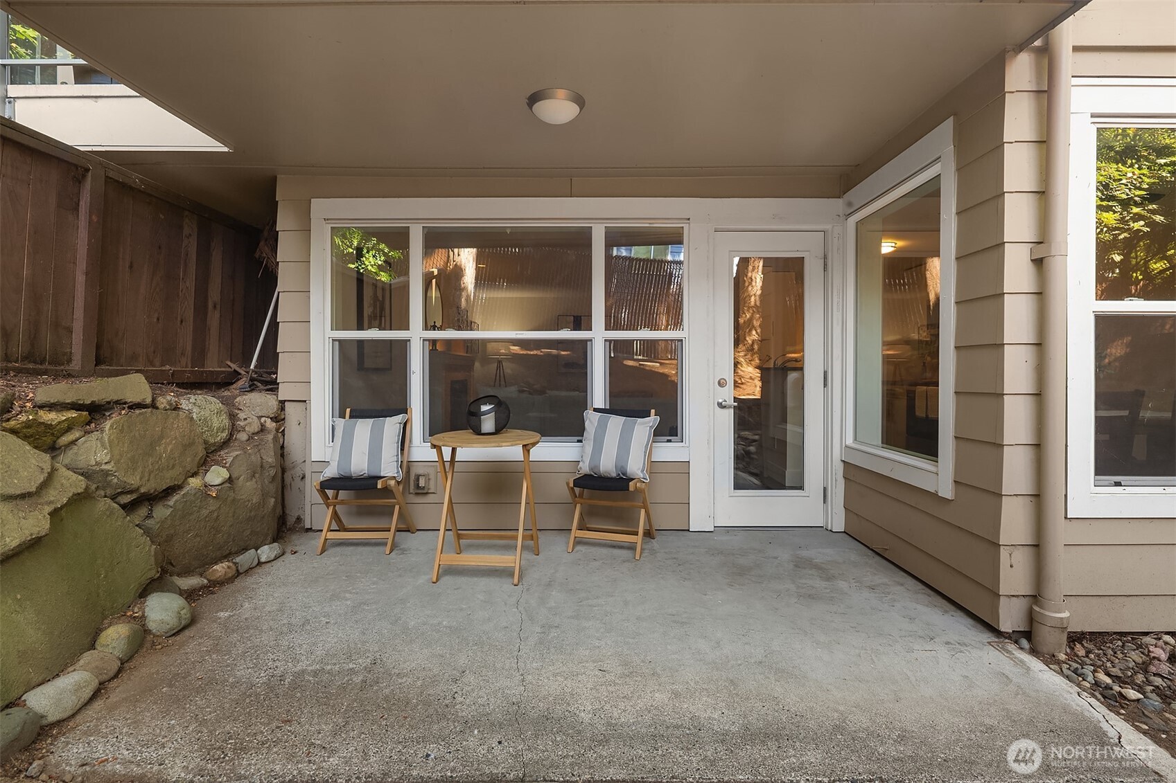 23015 Edmonds Way Unit: A110