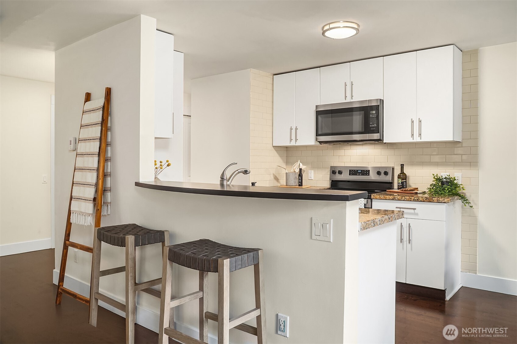 23015 Edmonds Way Unit: A110