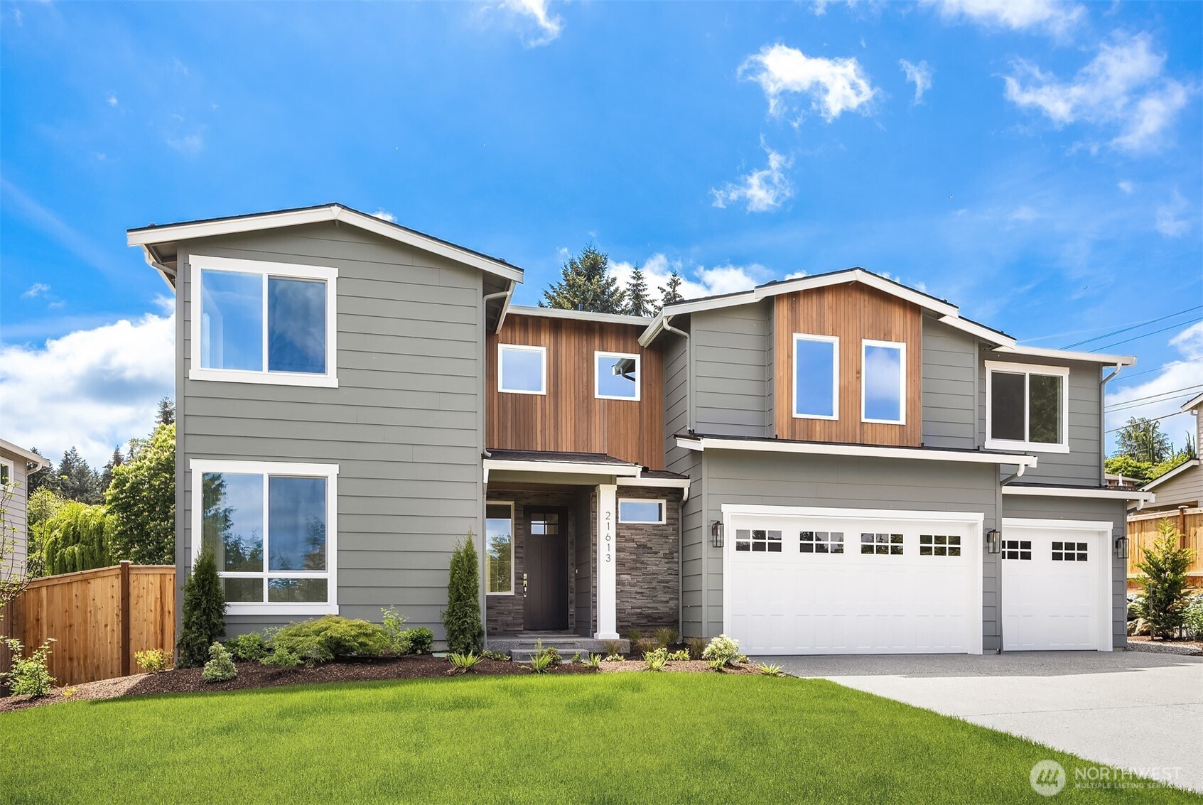 21613 Poplar Way