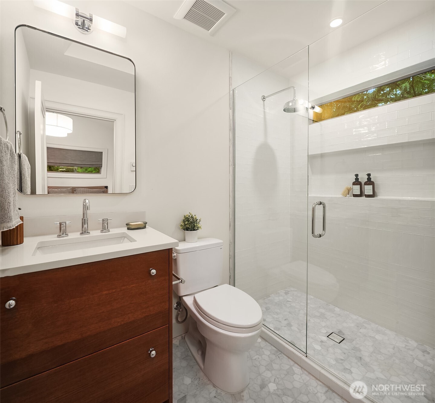 22706 92nd Avenue W Unit: B