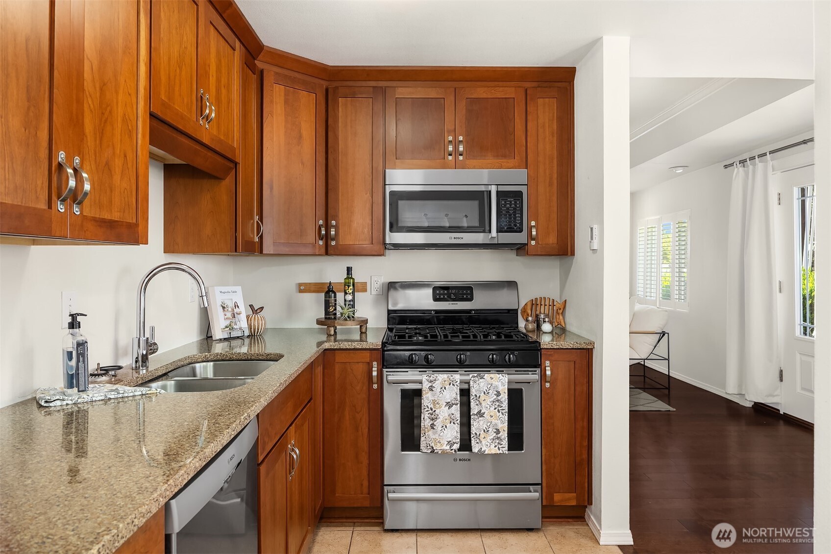 103 8th Avenue S