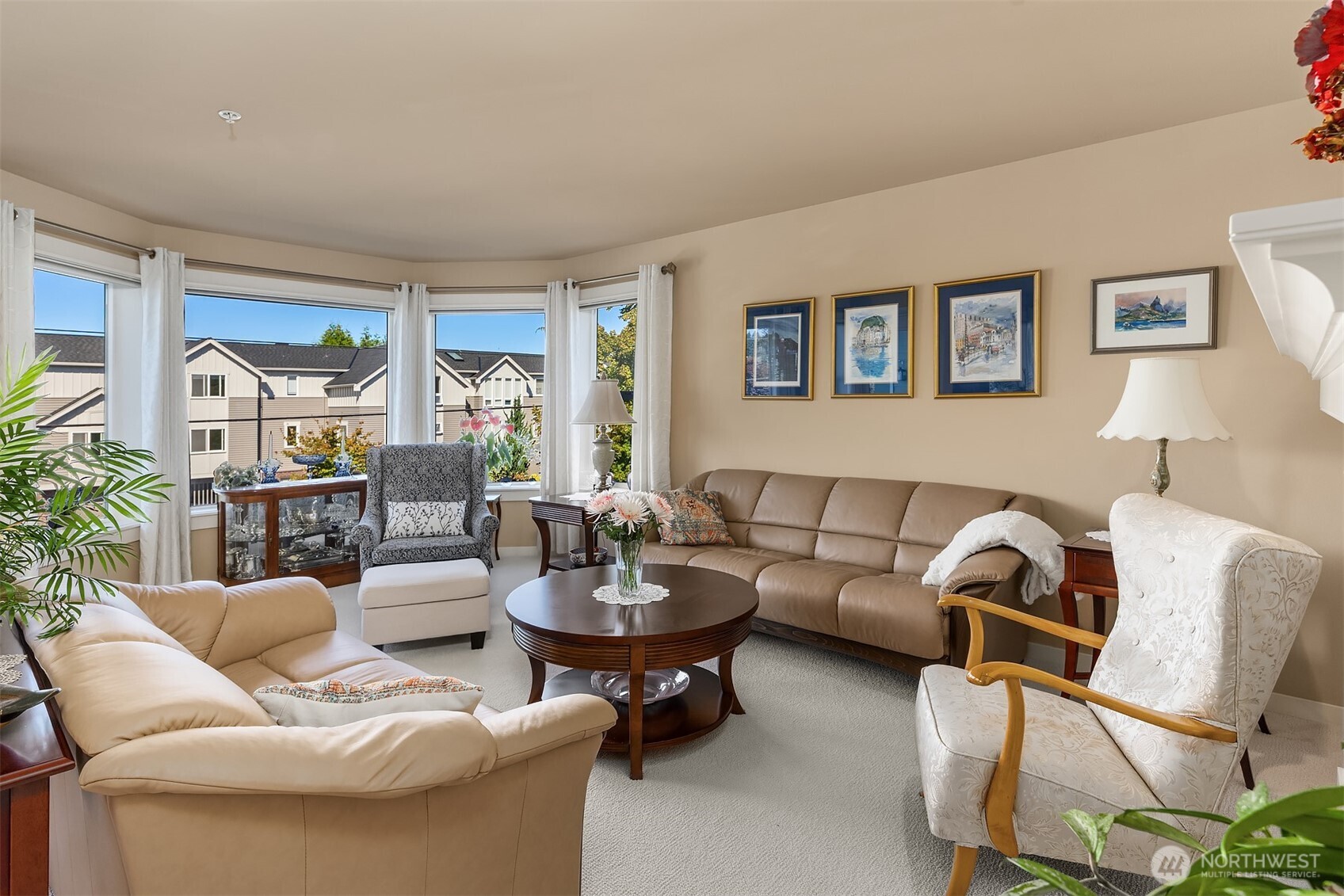239 4th Avenue S Unit: 202