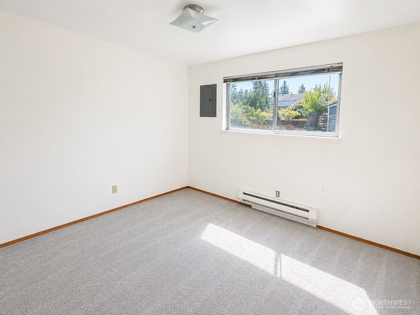 642 Maple Street