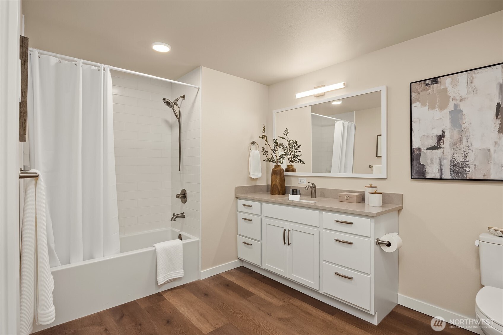 550 Paradise Lane Unit: B201